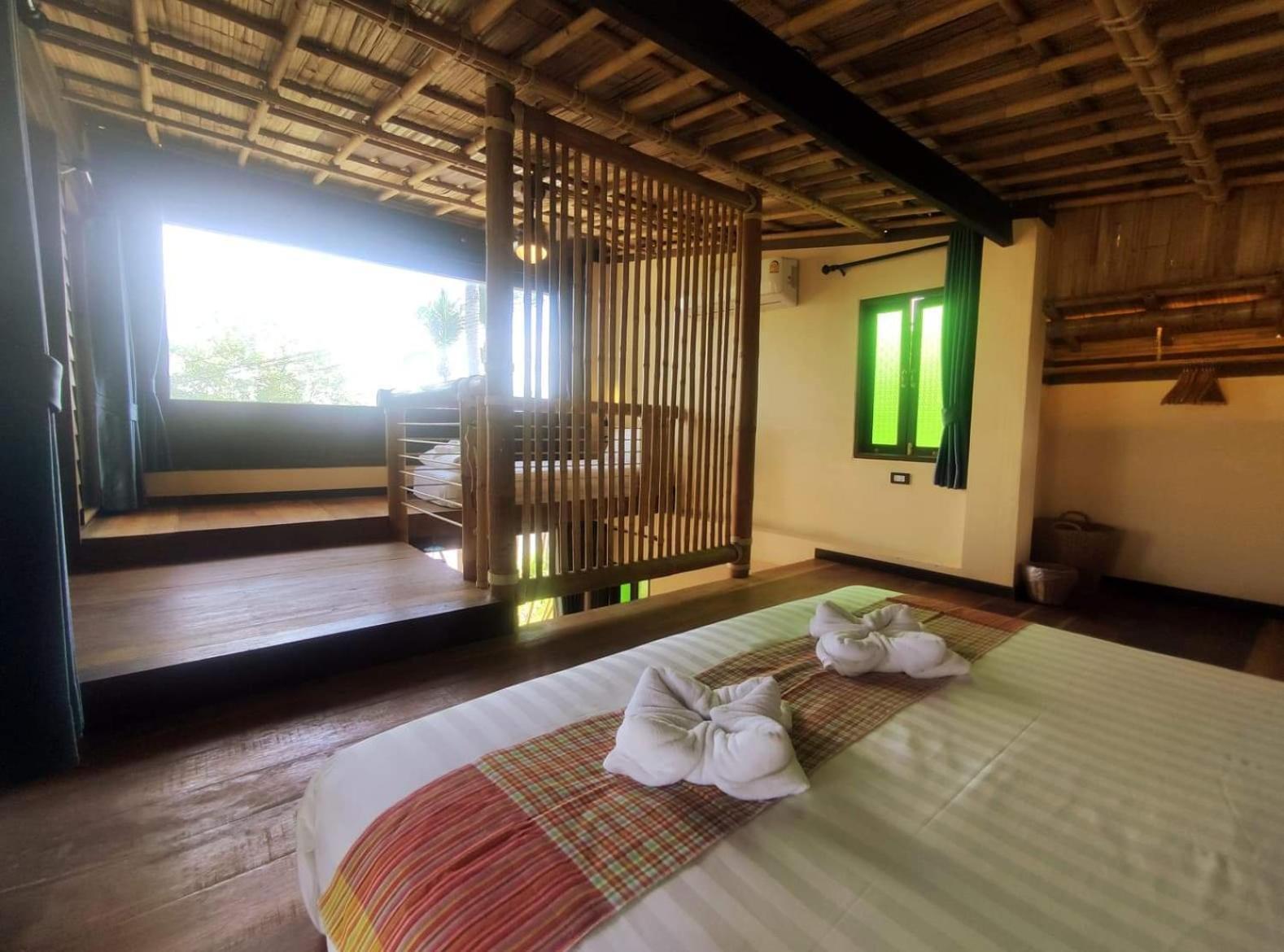 Relax House Lanta Old Town Hotel Koh Lanta Exterior photo
